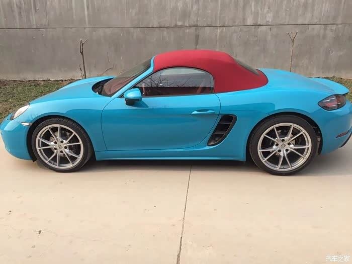 【图】有没有谁是718boxster迈阿密蓝红色软顶的照片_保时捷718论坛