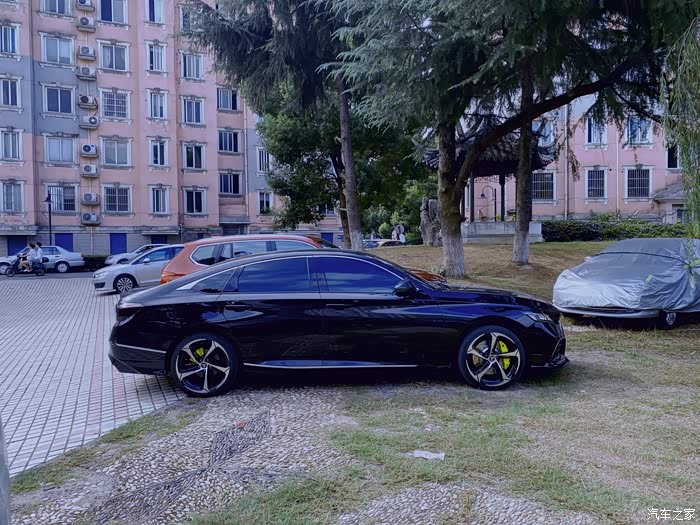 英诗派改装包围轮毂卡钳内饰