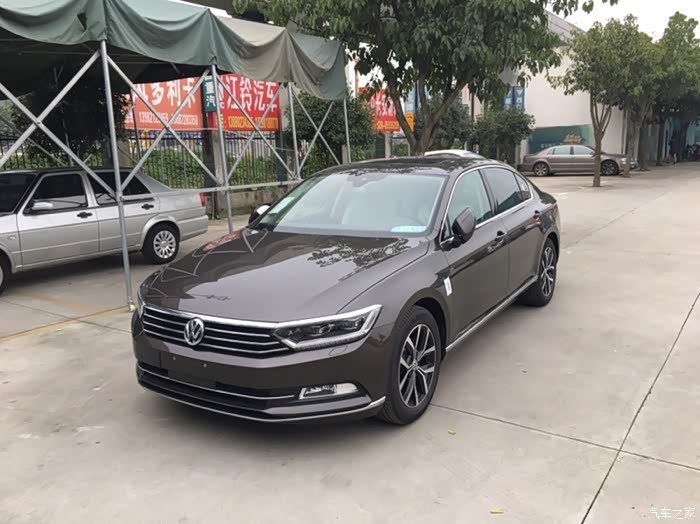 走了一圈又回到原点17款迈腾橡木棕尊贵提车记