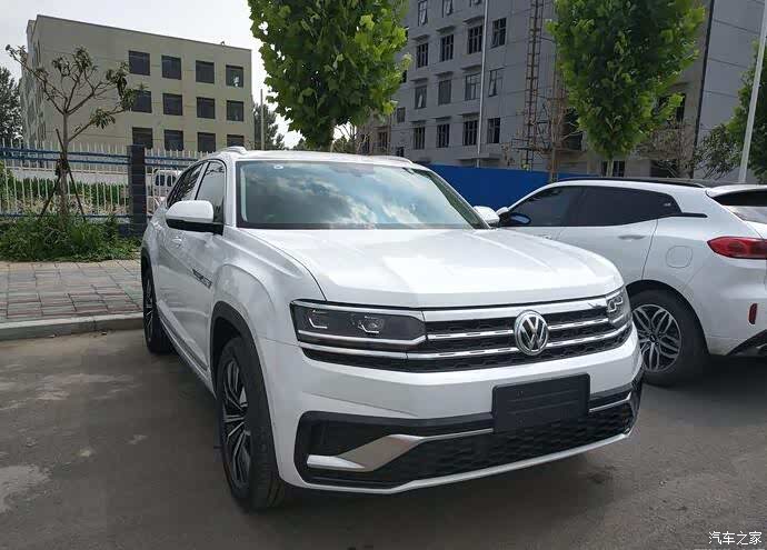 白色大途昂x,帅帅!