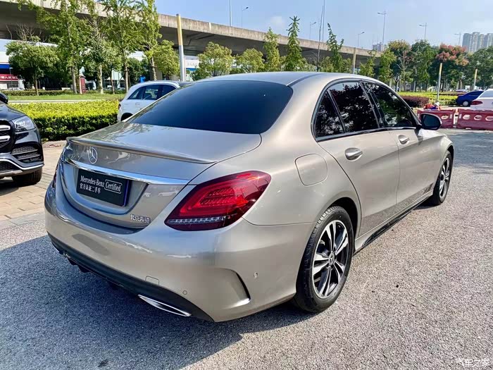 皓沙银!分享一台19年的c260