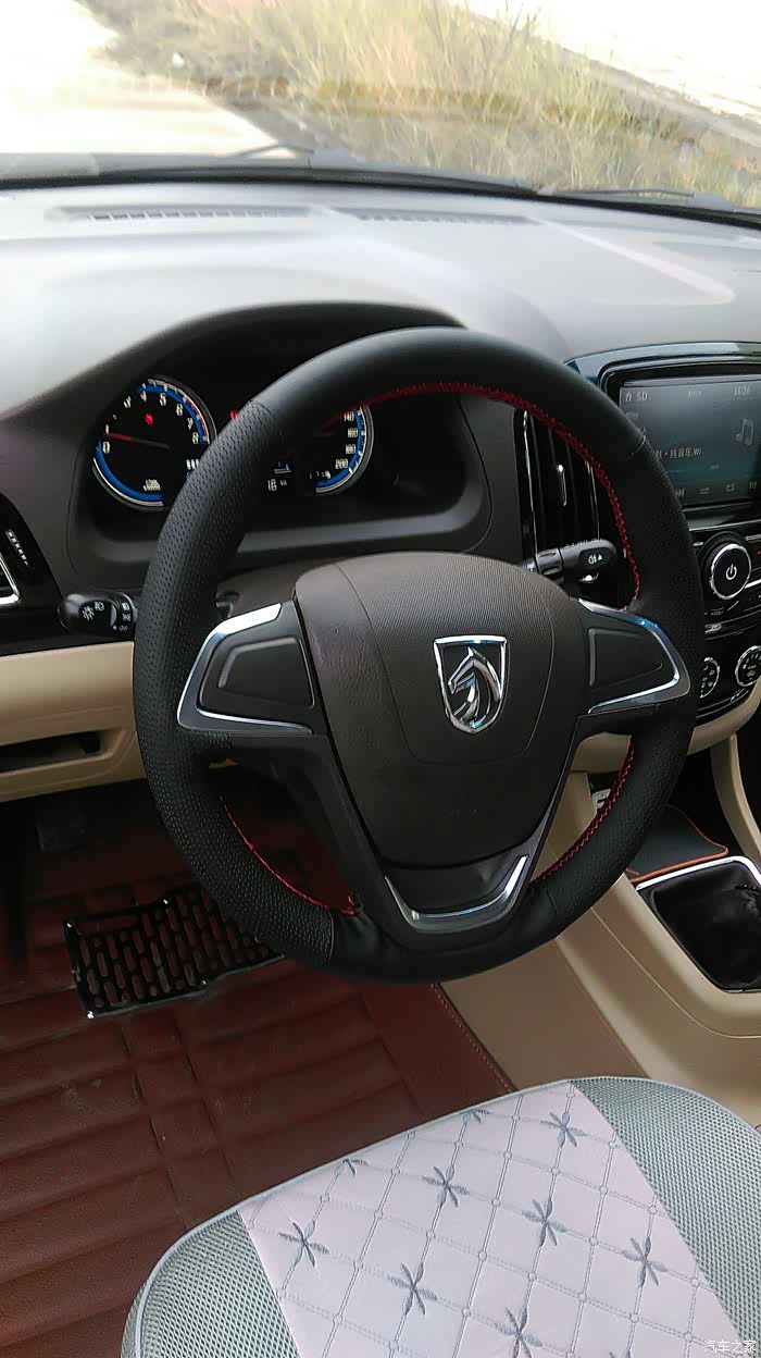 532 | 回复: 10 宝骏730论坛 大家都来说说,你们都给方向盘带套了没?