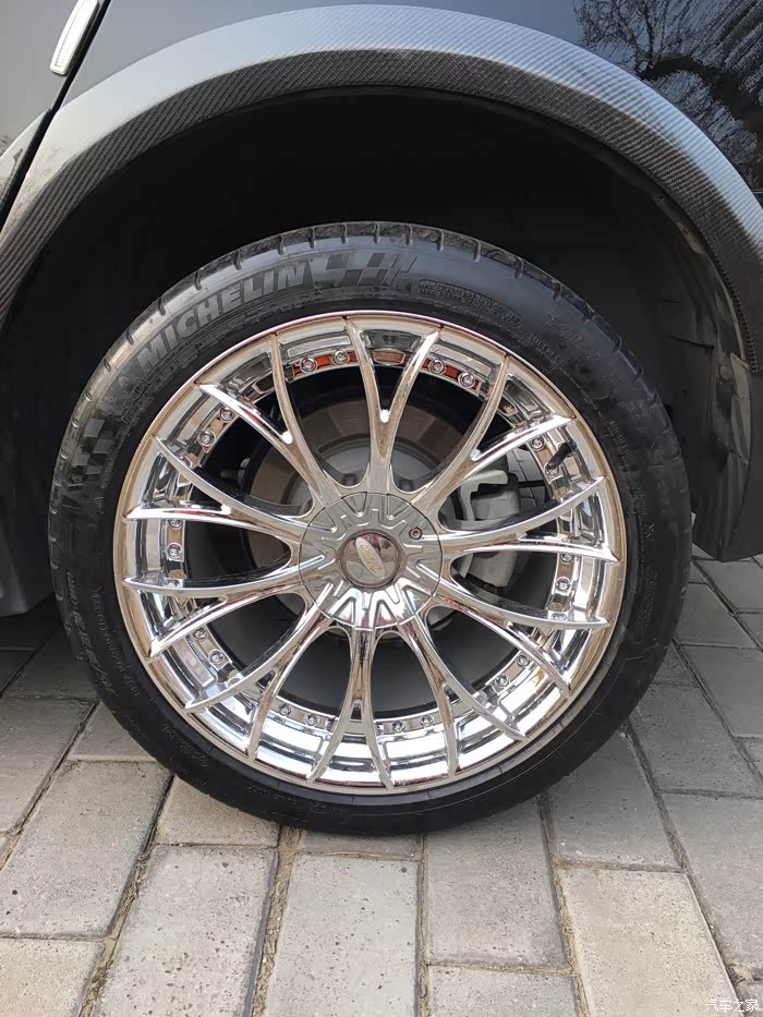 srx爆改装超粗轮毂 345 30r20柯尼塞格 d3改装