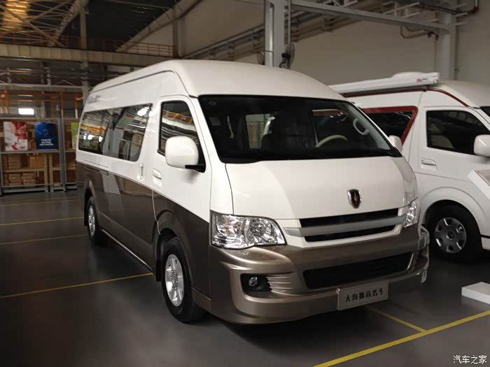 金杯大海狮商务车居然被弄成这样