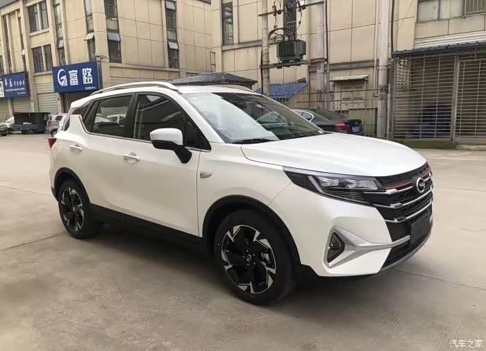 【图】白色的gs3就是大气_传祺gs3论坛_汽车之家论坛