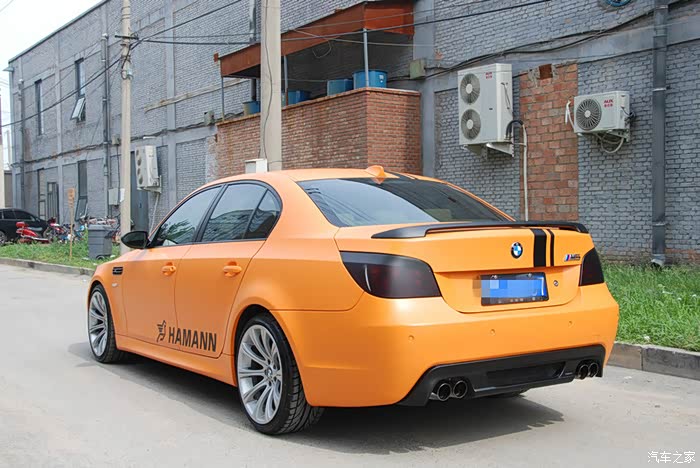 宝马5系贴膜改色,华丽变身
