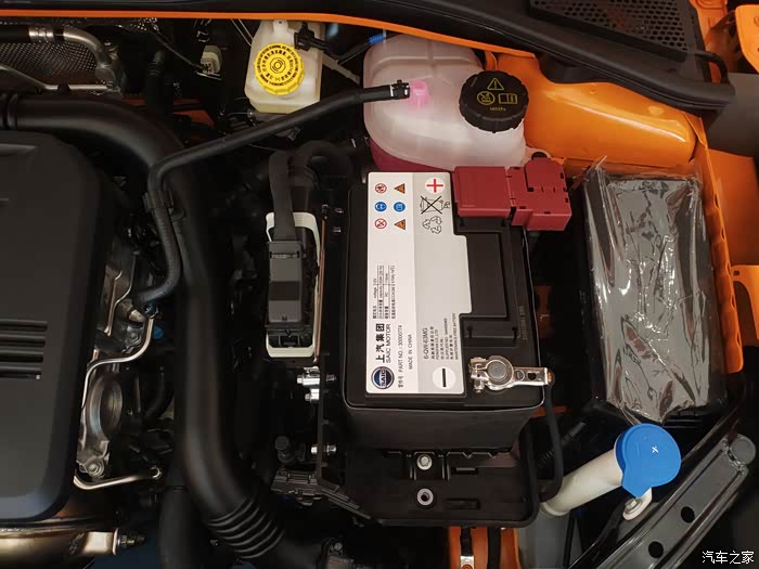 电瓶和之前的也是一样的,要是能换个更大容量的 我想会更加完美.