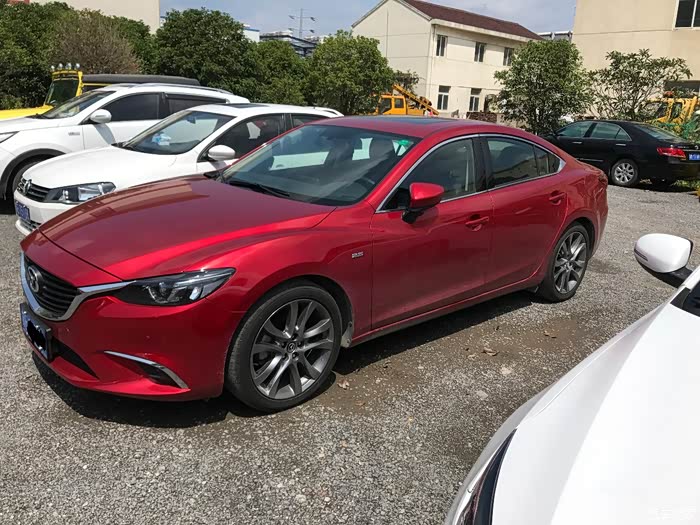 魂动红阿特兹25运动版