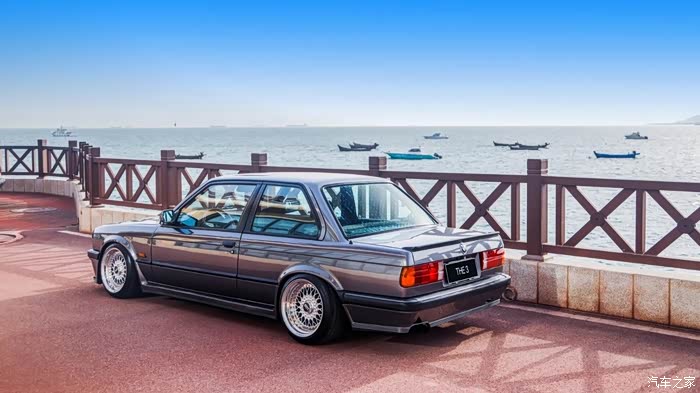 精华达人大评比解析古董车宝马第二代3系e30