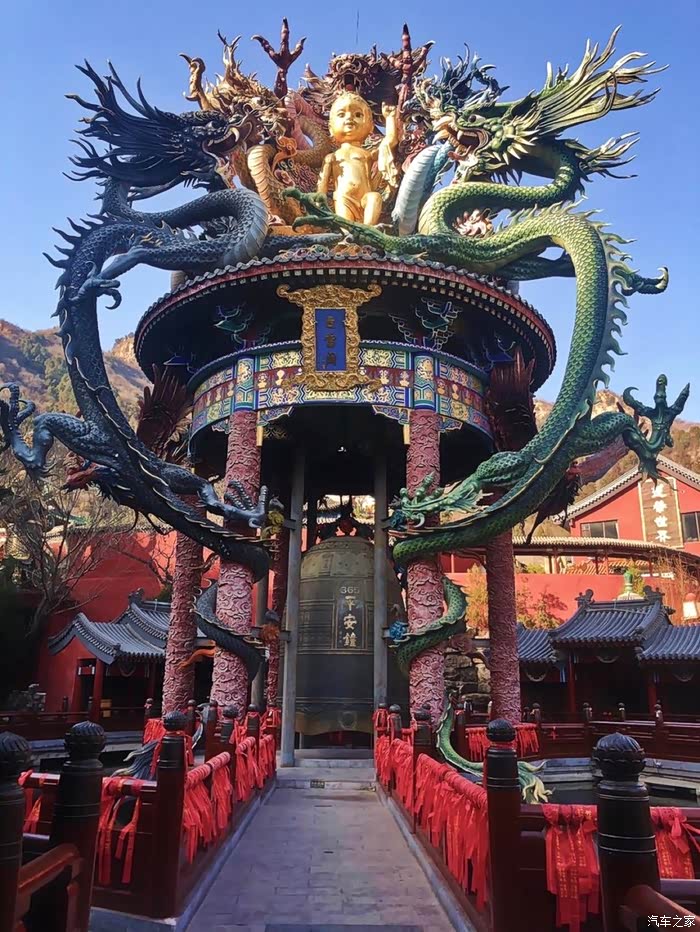 北京跑山打卡网红圣地白瀑寺车神殿