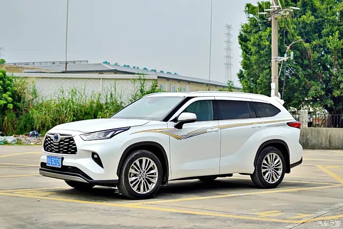 22款丰田汉兰达皇冠陆放六片装奥克福雨挡22款丰田汉兰达