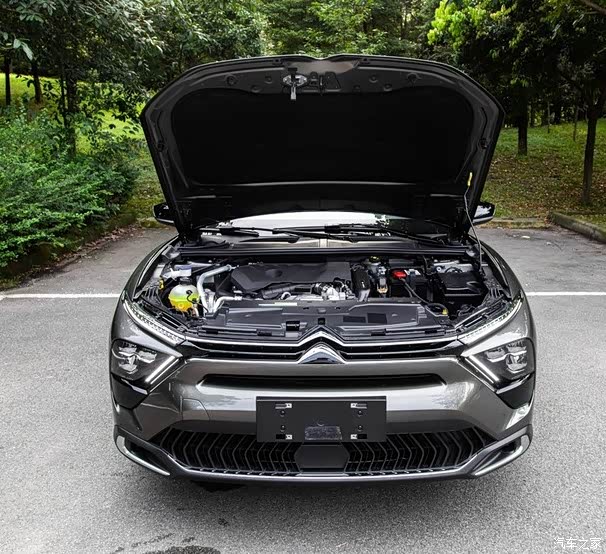 凡尔赛c5x多图细节