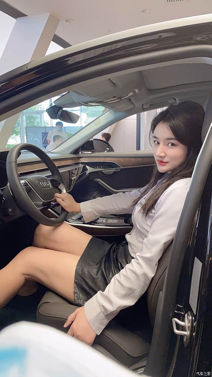 奥迪a8低调中的奢华