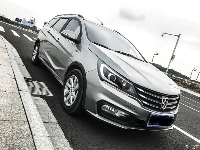 提车一星期了银灰色