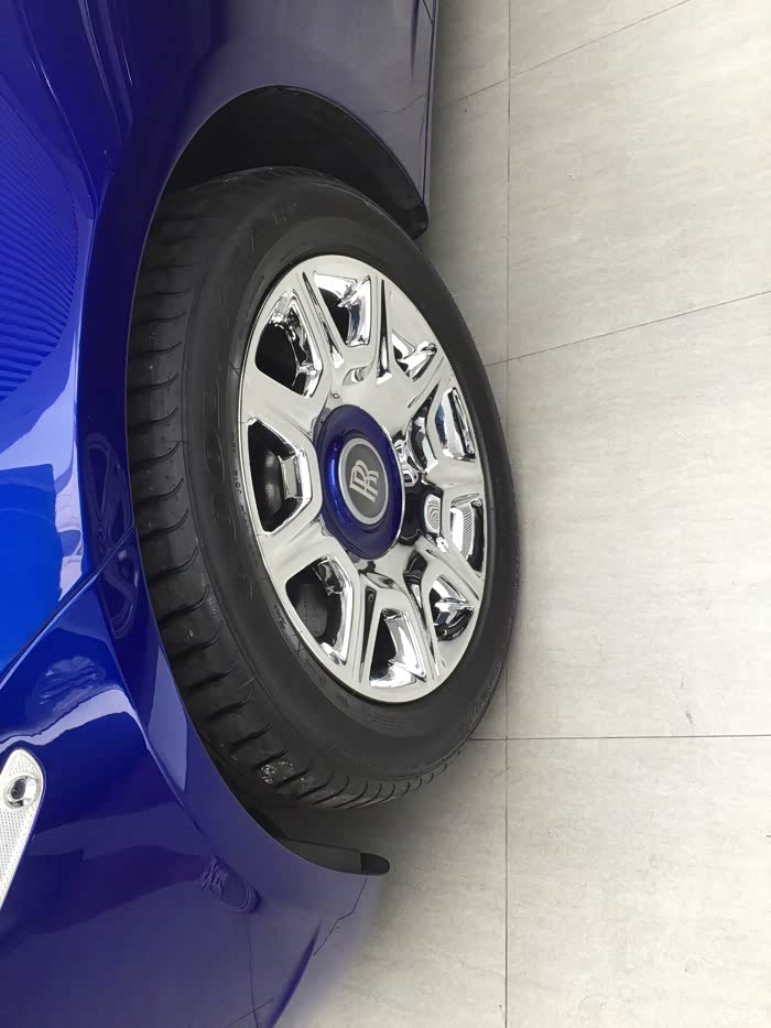 换了18寸了出四个原厂17寸钨钢黑电镀轮毂效果看图