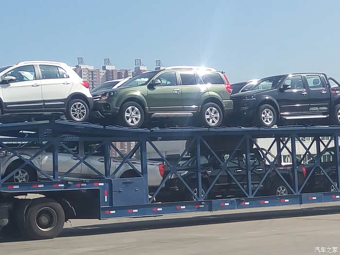 一板车的长城汽车,21辆,就1辆h5,是谁的啊