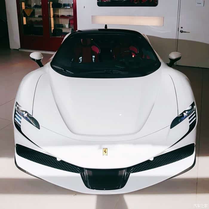 ferrari sf90 3.9l v8双涡轮增压发动机