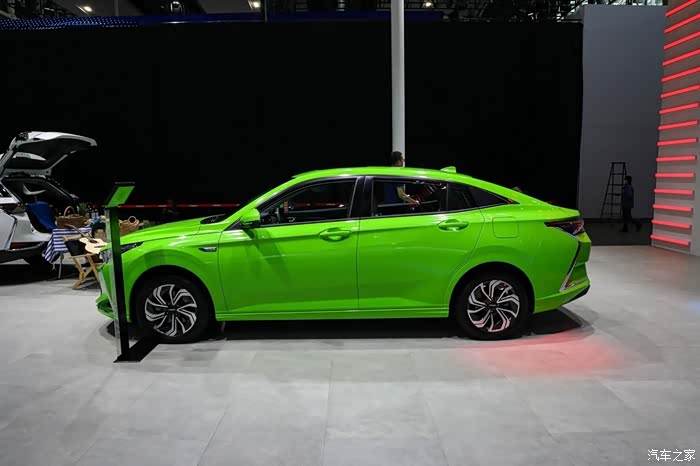 【图】东风风神奕炫ev 绿色配色涂装更拉风_精彩图集论坛_汽车之家