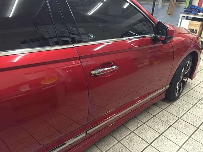 赤霞红右侧车门喷漆色差简直无法直视啊我该怎样维权