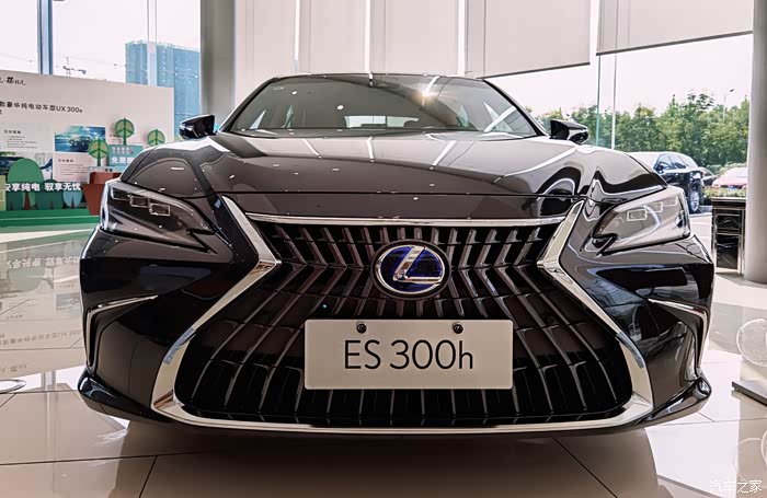 2021款雷克萨斯新es震撼来临-高级内饰,凌厉外观