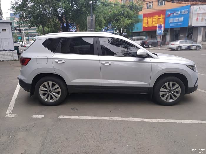 一汽大众捷达vs5月光银手动乞丐版买车16个月用车感受