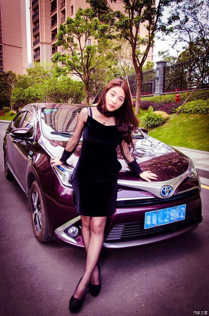 媳妇当车模拥有雷凌双擎携着最美的你走过最美的路