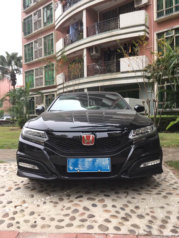 【图】一次不经意的撞击变身si_思铂睿论坛_汽车之家论坛