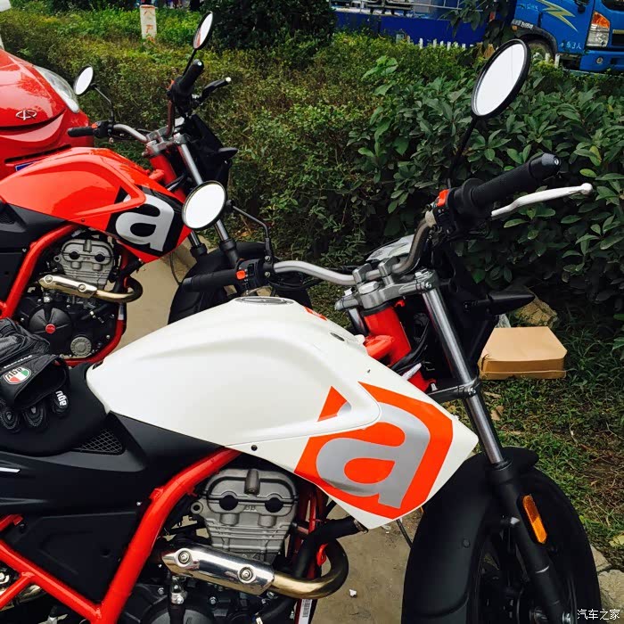 阿普利亚 stx cafe 125 提车