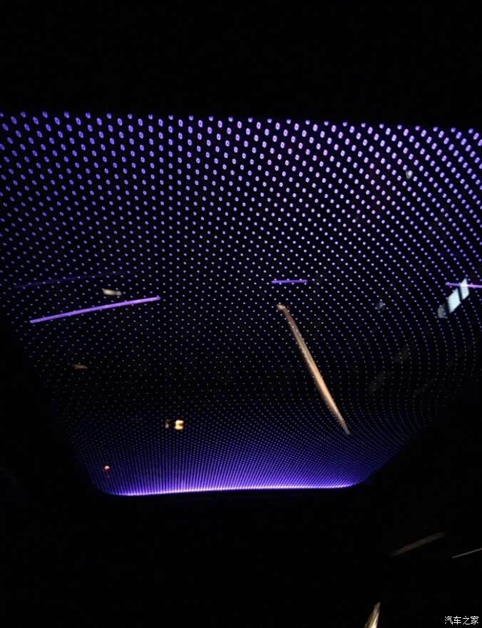 标致308s天窗氛围灯要能改成这样"星光车顶"就太爽了!