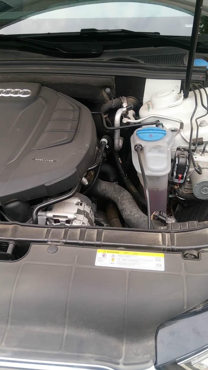 3074 | 回复: 100 奥迪a4l论坛 15款个运烧防冻液,目前在最低刻度线下