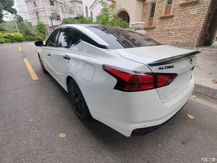 买了天籁白色魅影套装20t