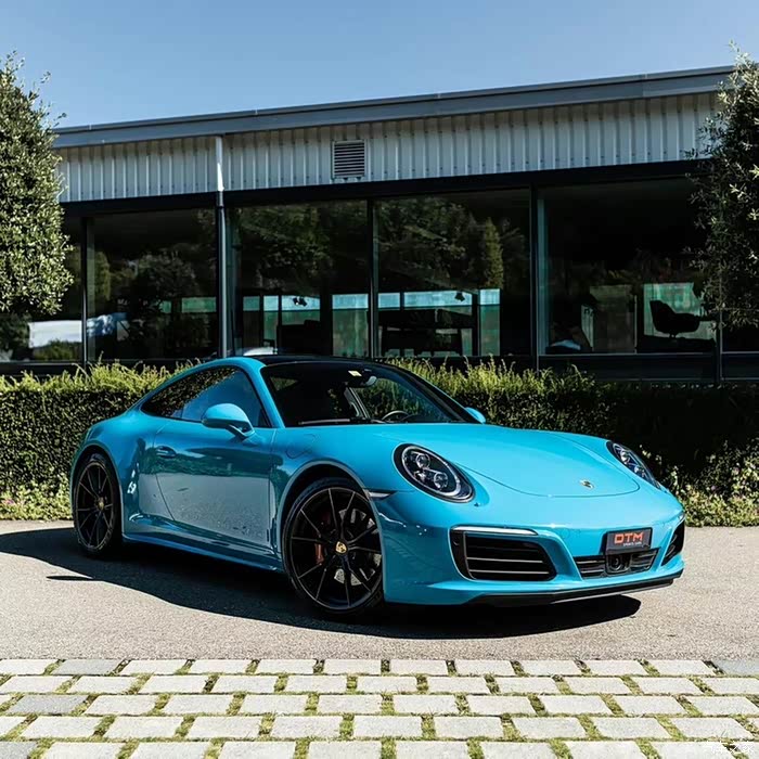 保时捷911 carrera 4s(迈阿密蓝)
