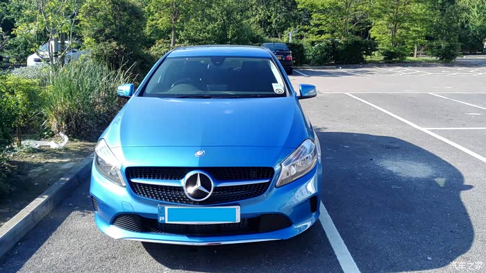 奔驰a118d se auto 柴油版