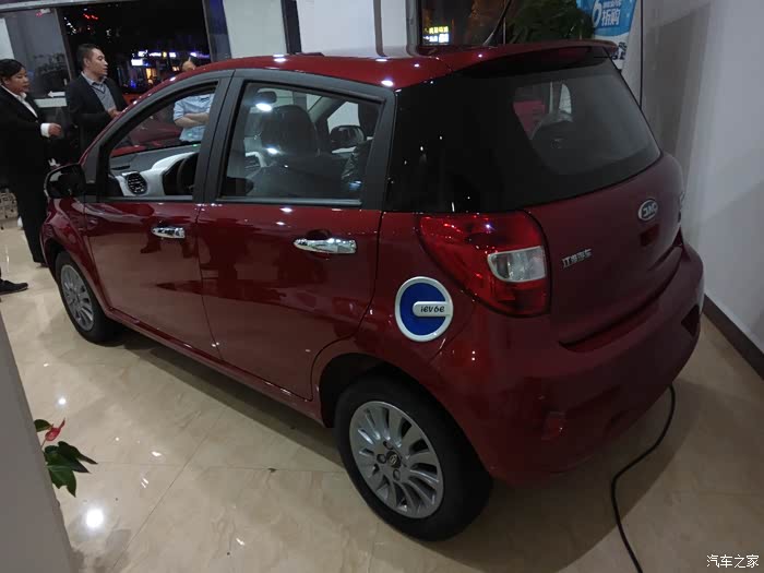 【图】杭州,红色iev6e,19号终于提车,新上多张艳照_江淮iev6e论坛