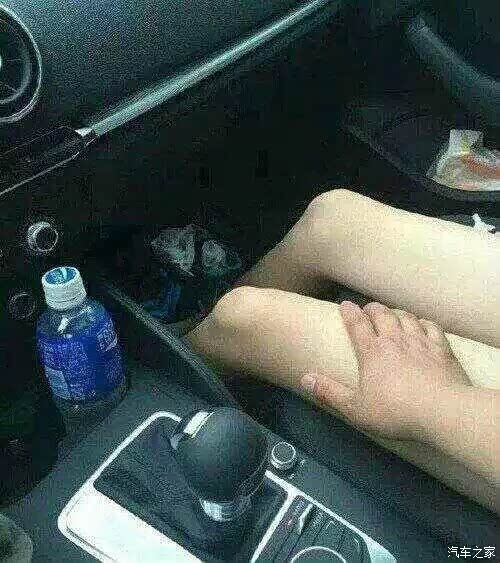 重庆太堵车还好副驾驶有美腿