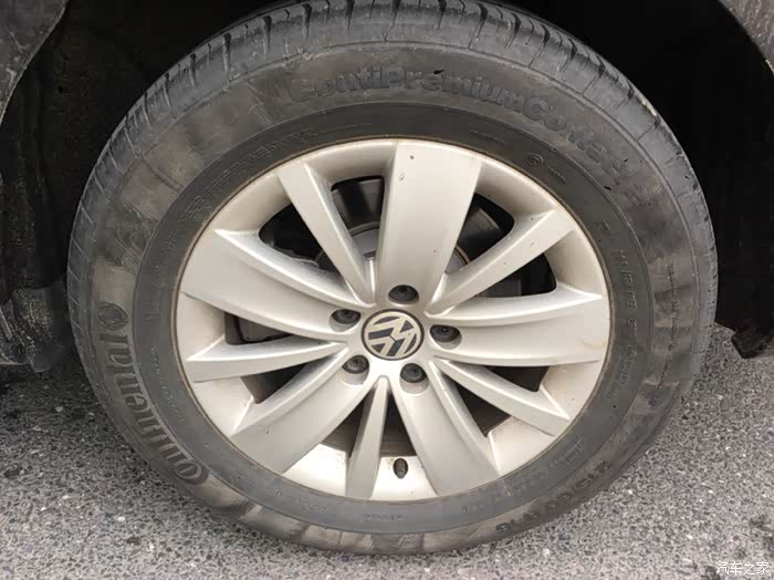 继续出新鲜的21560r16轮胎轮圈套装了