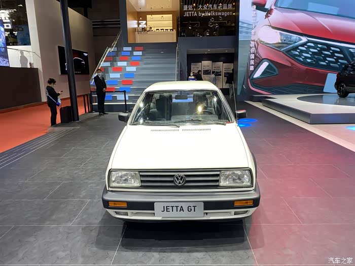 打卡上海车展捷达展台捷达vs7外观真心漂亮