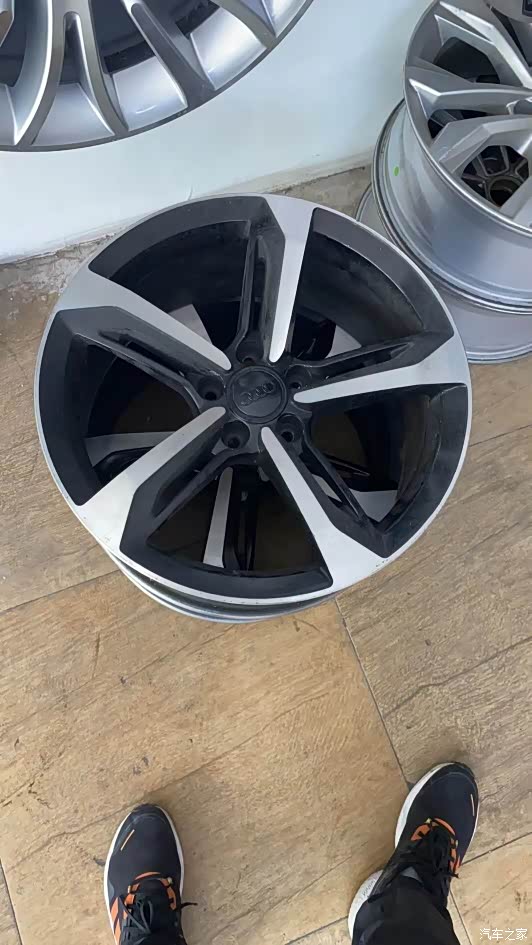 出一套刀锋轮毂奥迪大众专用