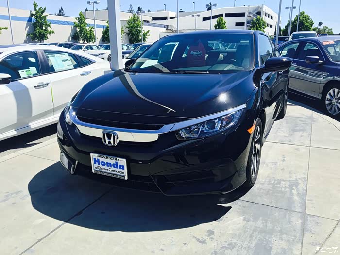 美国2016款思域双门实拍史上最性感思域小屁屁