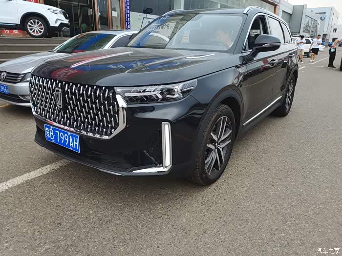 奔腾t99大气外观加安全配置