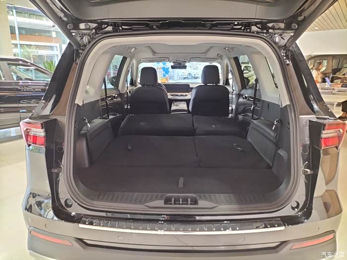 新发现一款中大型suv福特领裕值得推荐