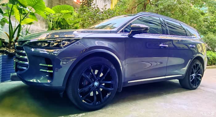 腾势x旗舰版蓝色已下定谈一下购车经历