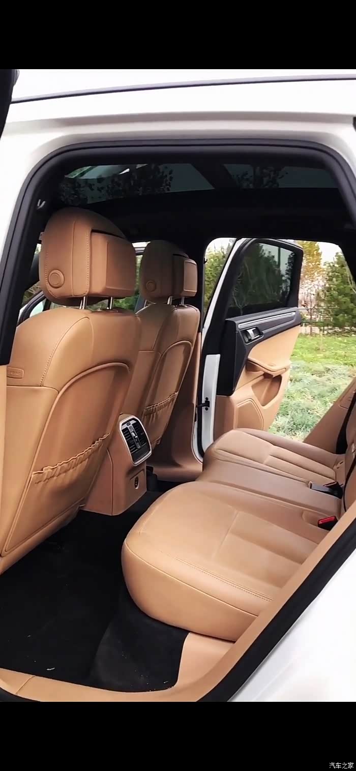 保时捷小卡宴macan内饰一览