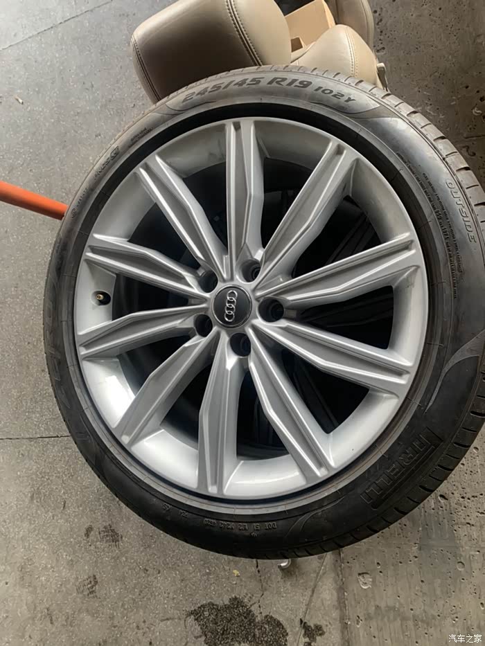 收原车19寸轮毂