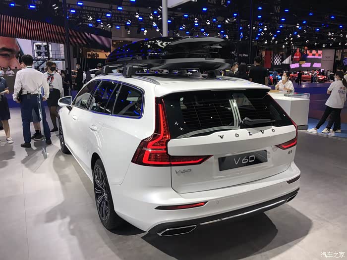 我的秀场我做主成都车展沃尔沃v60实拍分享