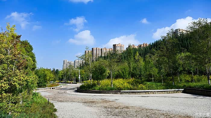 苍翠环抱 清新氧吧 秋游大绿谷生态公园记