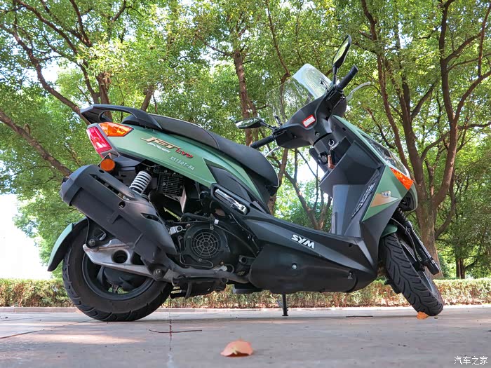 昨天给小三拍了一些图片顺便说点使用感受jetpower150