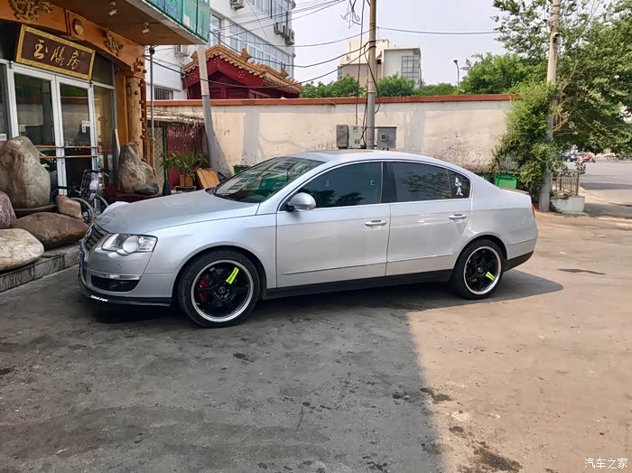 【图】老迈腾换新鞋 【升级18寸轮毂作业】_装饰改装论坛_汽车之家