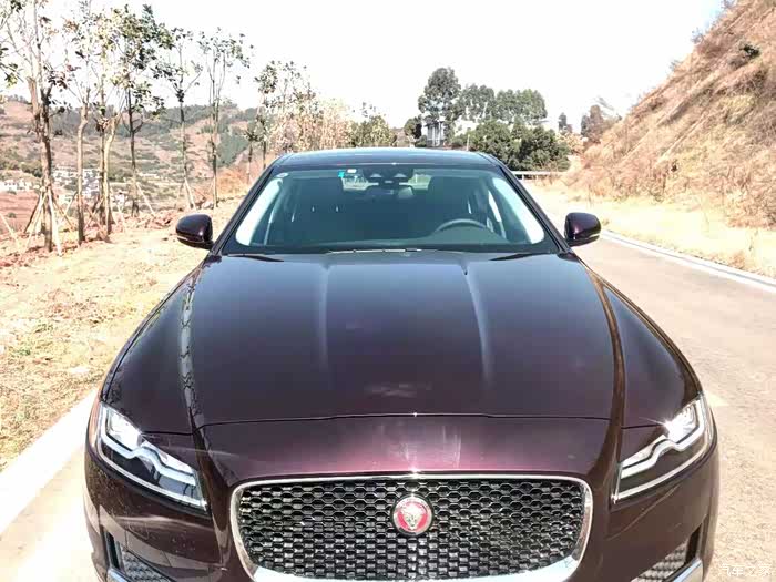 0t 豪华版,5w km,剧院红,求有缘人_捷豹xf/xfl论坛_汽车之家论坛