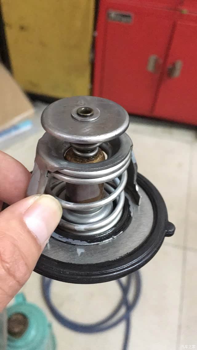 奇瑞e5开锅冒烟,更换风扇,挫折不断,大家的也会这样吗?求安慰